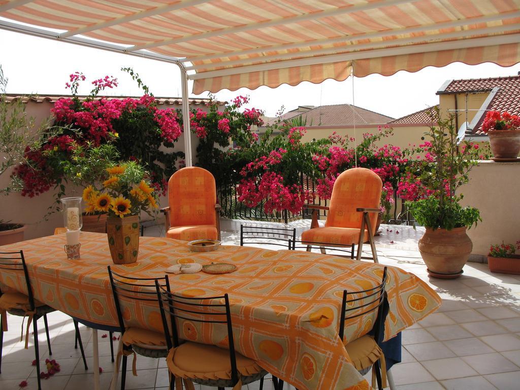 B&B Le Terrazze Capo d'Orlando Bagian luar foto