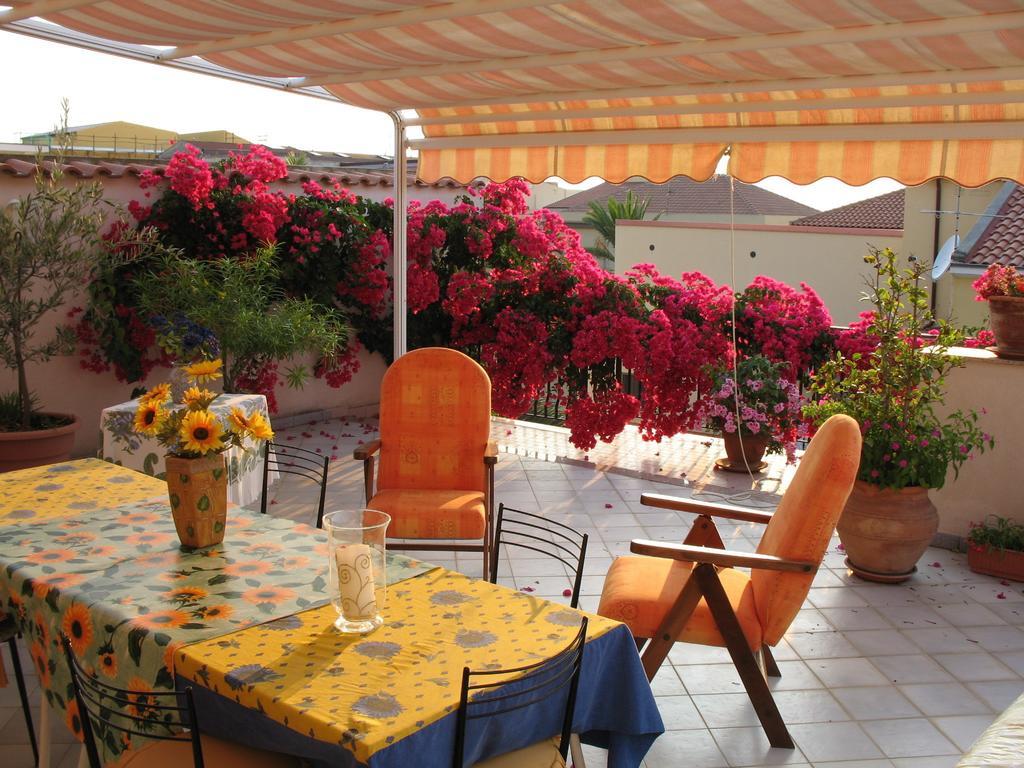 B&B Le Terrazze Capo d'Orlando Bagian luar foto