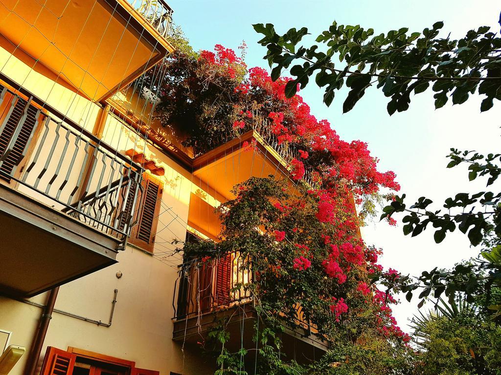 B&B Le Terrazze Capo d'Orlando Bagian luar foto